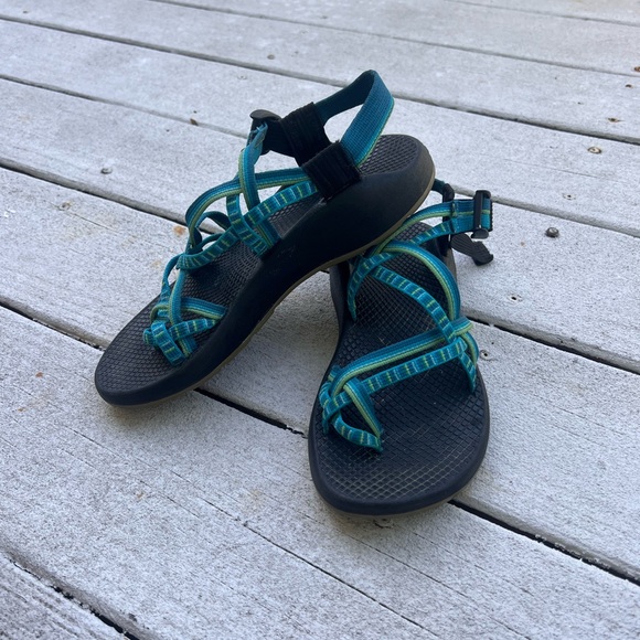 Chaco’s Sandals - Teal and Black - Picture 1 of 6